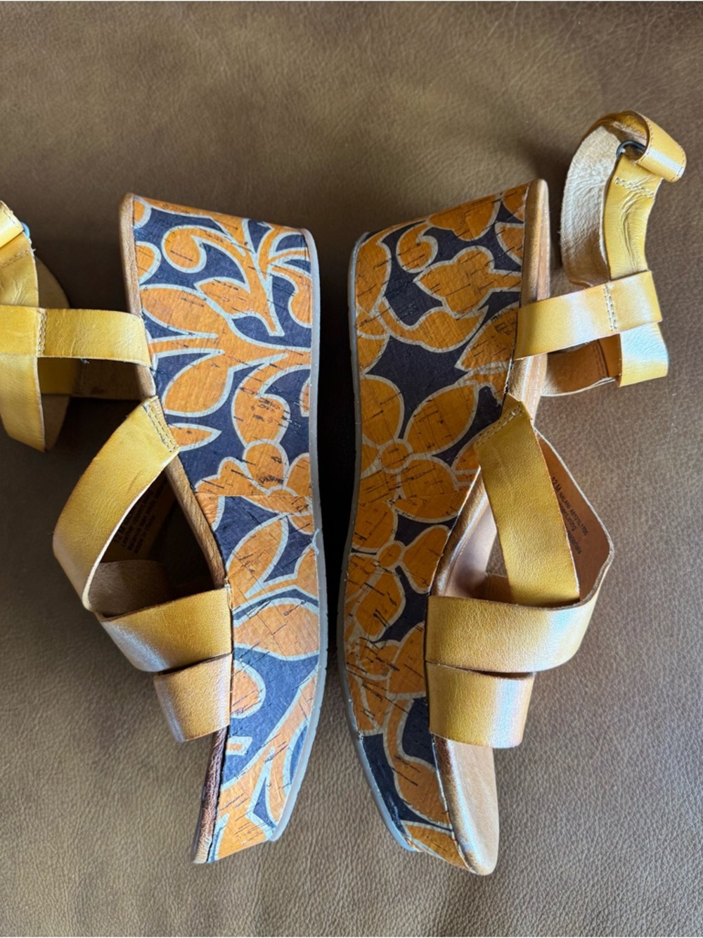 Naya Strappy Platform Wedge Sandals. Worn once! - Picture 2 of 8